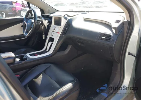2012 Chevrolet Volt z USA, uszkodzony, nr VIN 1G1RB6E43CU102527